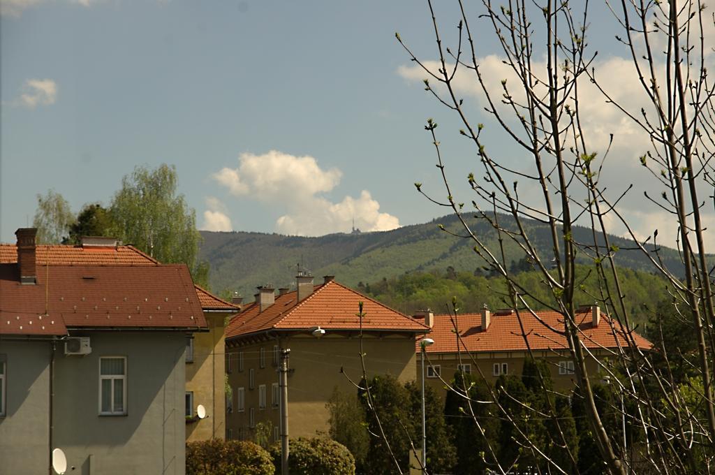 Apartments Centrum Rožnov pod Radhoštěm Buitenkant foto